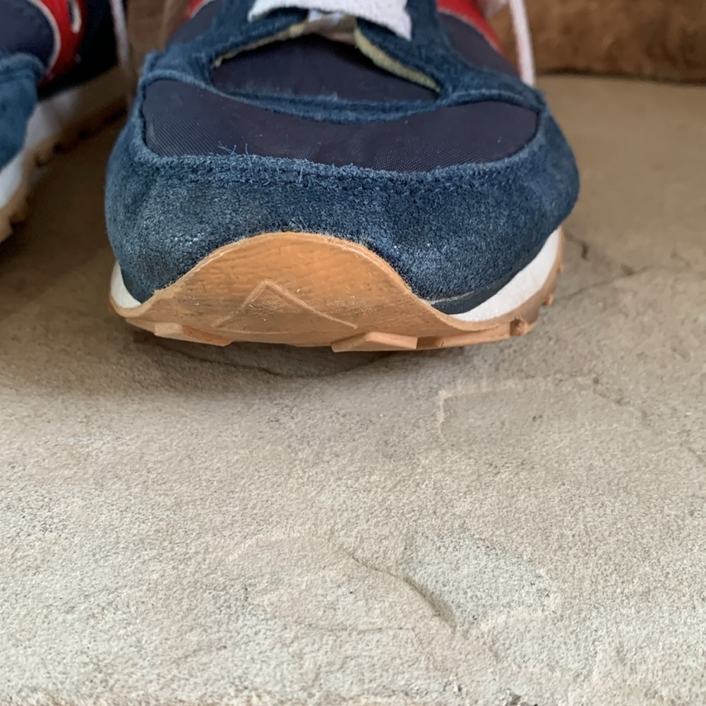Saucony sz 7(M) 9 (W)Jazz Low Pro blue and red sneakers - Picture 3 of 13